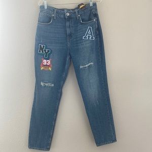 No Boundaries Distressed Mom Jeans with Patches Size 11